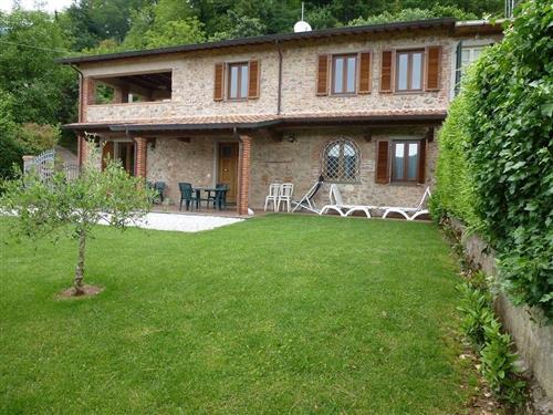 Ferienhaus - 8 Personen -  - Via Gusceri - 55041 - Vado Di Camaiore