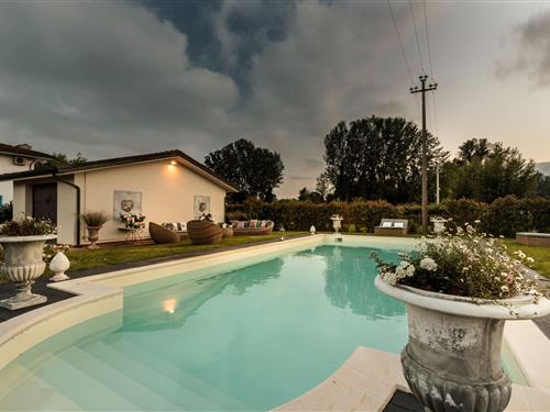Villa - 10 personer -  - 55100 - Lucca