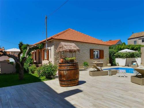 Holiday home - 6 persons -  - Petrcane - 23231