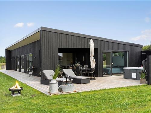 Sommerhus - 10 personer -  - Strandsletten - Gjerrind Nordstrand - 8500 - Grenå