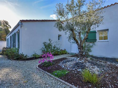 Holiday home - 5 persons -  - 17740 - Ste. Marie De Re