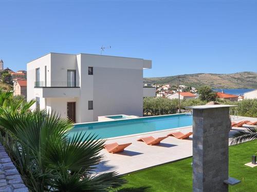 Sommerhus - 7 personer -  - Put Kralja Tomislava - Trogir-Seget Donji - 21200 - Seget Vranjica