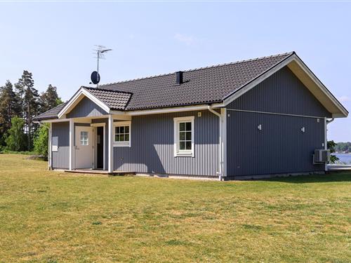 Holiday home - 6 persons -  - Horn Bolmsö - 341 93 - Bolmsö