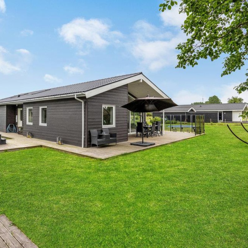 Sommerhus - 10 personer -  - Savavej - Marielyst - 4873 - Væggerløse