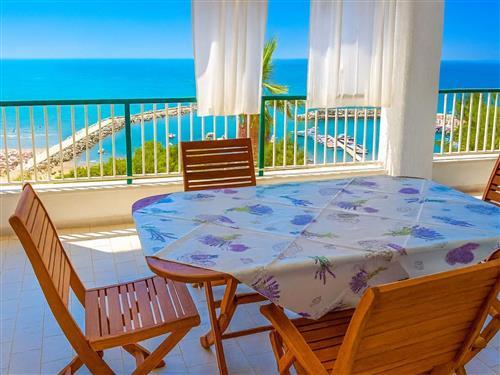 Holiday home - 10 persons -  - Cagnano Varano - 71010 FG