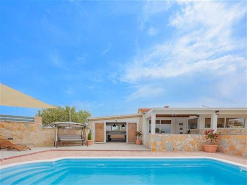 Holiday home - 5 persons -  - Pristeg - 23420