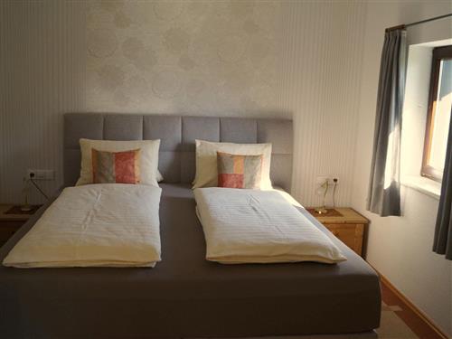 Bondegård - 4 personer -  - HNr. - 9906 - Lavant