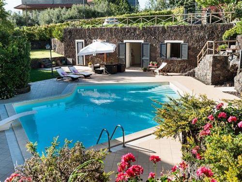 Feriehus - 5 personer -  - 95030 - Ragalna