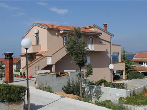 Holiday apartment - 2 persons -  - Tkon - 23212 - Tkon