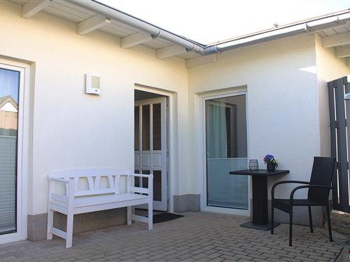 Ferienhaus - 3 Personen -  - Stadtgartenstraße - 36433 - Bad Salzungen