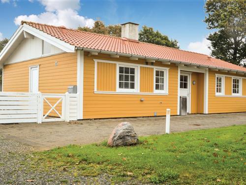 Holiday Home/Apartment - 8 persons -  - Golfsvinget - Løjt - 6200 - Aabenraa