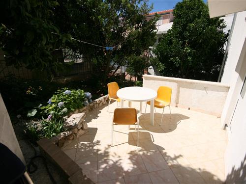 Holiday Home/Apartment - 3 persons -  - Podgora - 21327 - Podgora