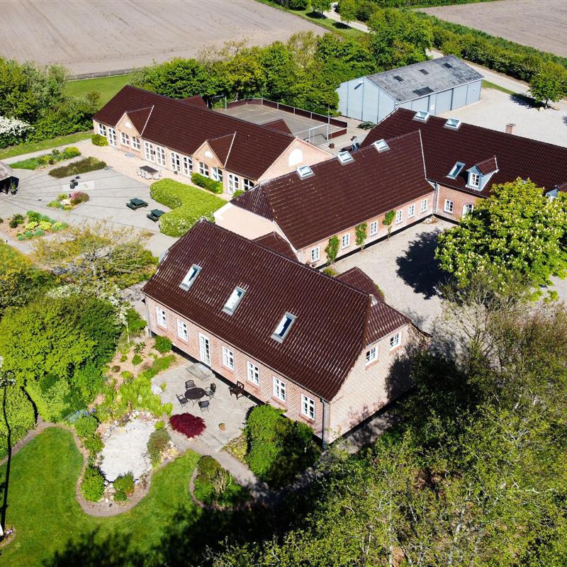 Sommerhus - 50 personer -  - Nymindegabvej - Henne Strand - 6855 - Outrup