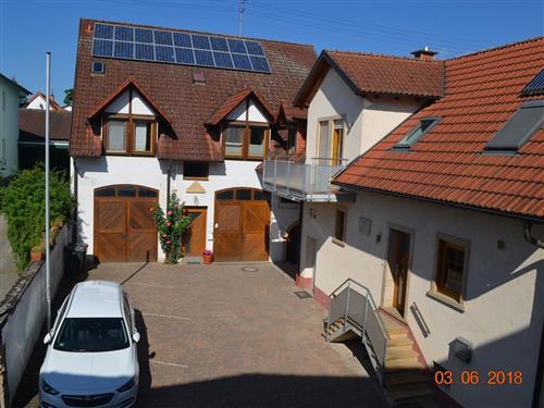 Holiday Home/Apartment - 3 persons -  - Godramsteiner Straße - 76833 - Böchingen