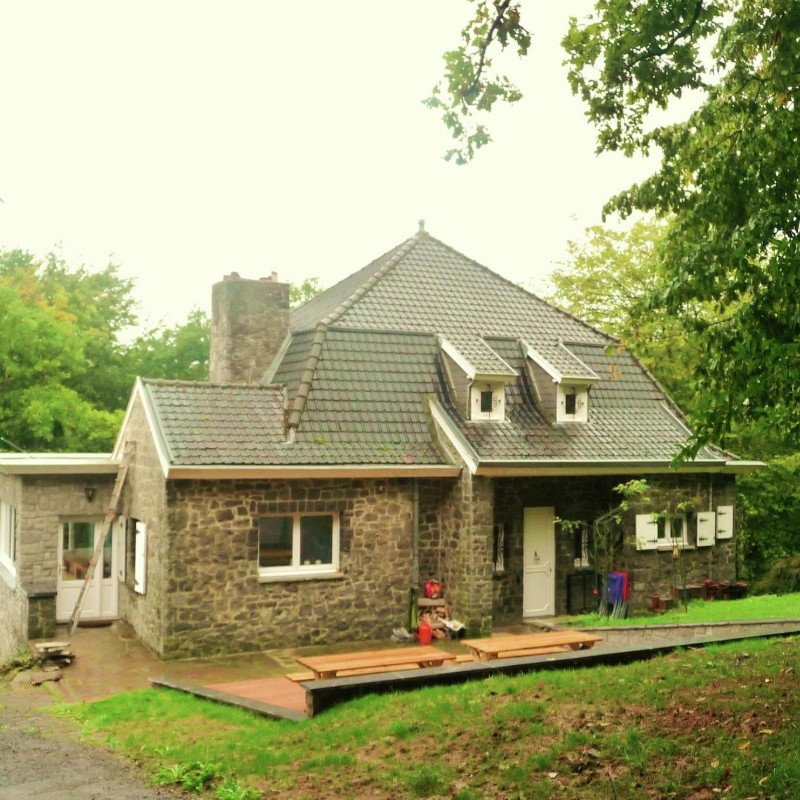 Sommerhus - 13 personer -  - 5522 - Falaën