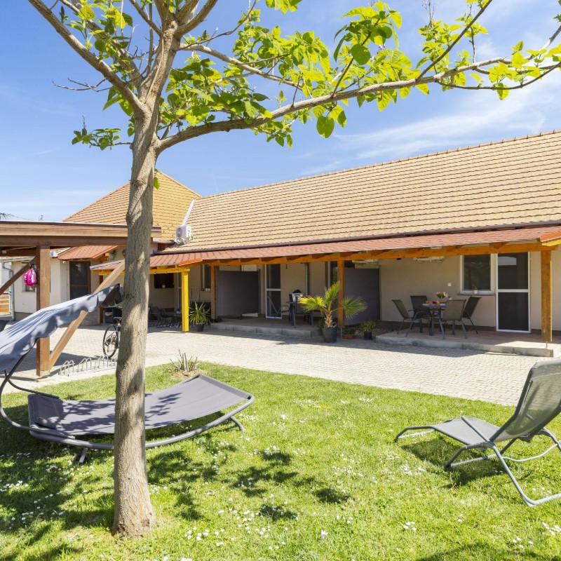 Ferielejlighed - 4 personer -  - 8649 - Balatonbereny