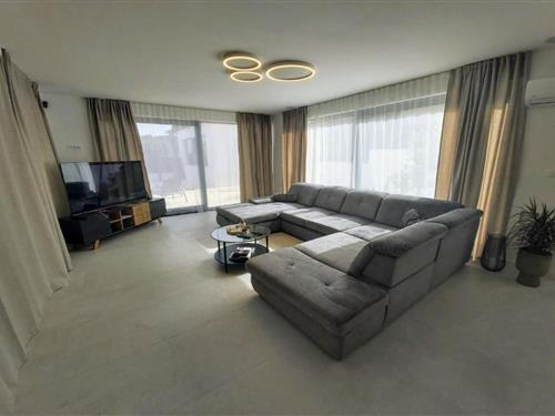 Villa - 10 personer -  - 21430 - Rogac