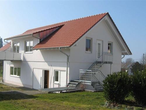 Ferienhaus - 6 Personen -  - 88662 - Überlingen-Hödingen