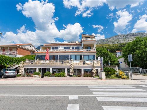 Holiday apartment - 6 persons -  - Golubinka - Omis-Duce - 21310 - Duce