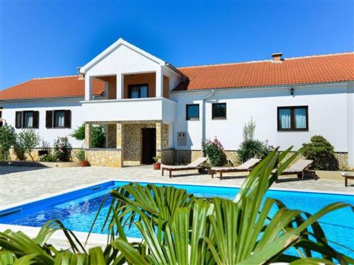 Holiday home - 12 persons -  - Pristeg - 23420