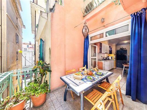 Holiday Home/Apartment - 5 persons -  - 18038 - Sanremo