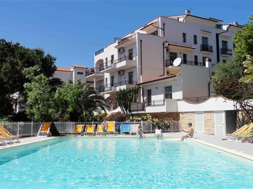 Ferielejlighed - 5 personer -  - 17027 - Pietra Ligure