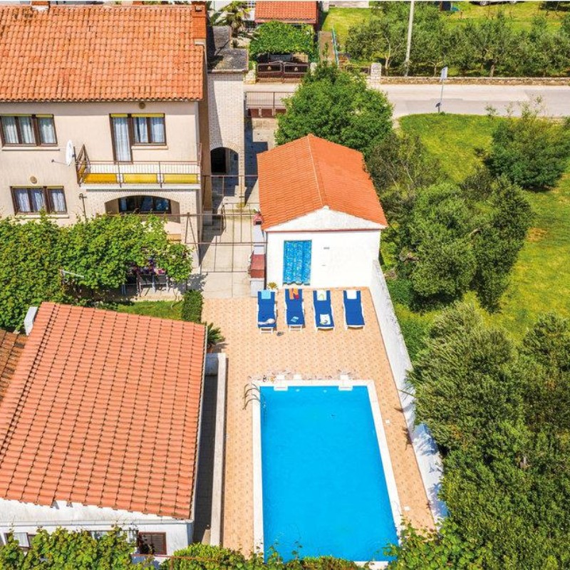 Sommerhus - 10 personer -  - Balizerka - Pula-Stinjan - 52100 - Stinjan