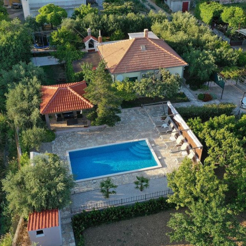 Sommerhus - 8 personer -  - Don Mate Kaleba - Trogir-Kastel Kambelovac - 21214 - Kastel Kambelovac