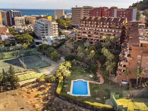 Holiday apartment - 5 persons -  - Avenida Manuel Mena Palma - Benalmadena - 29630 - Benalmádena