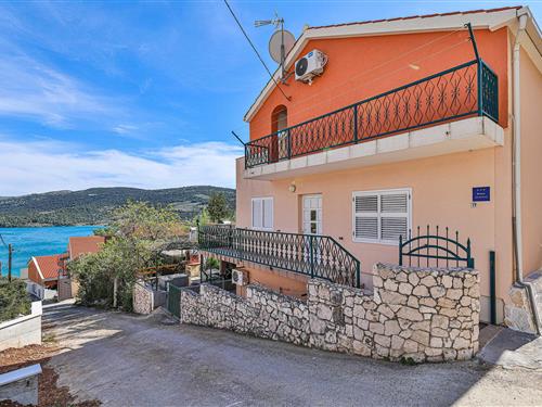 Holiday apartment - 4 persons -  - Pralisce I - Trogir-Marina - 21222 - Marina
