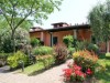 Image 20 - Outside
