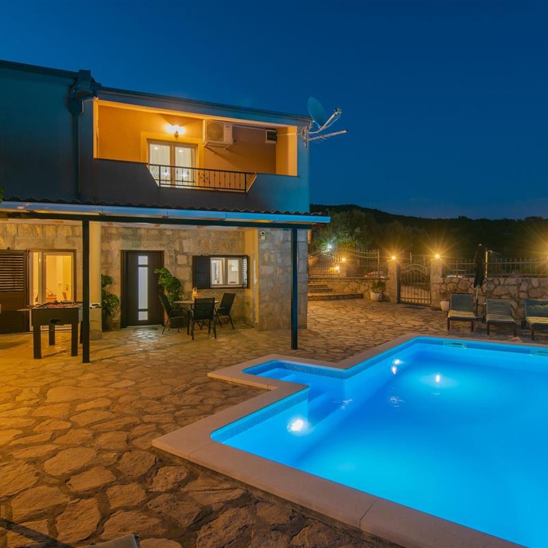 Villa - 8 personer -  - 21204 - Kladnjice