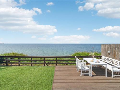 Sommerhus - 4 personer -  - Nebbe Oddevej - 3700 - Rønne