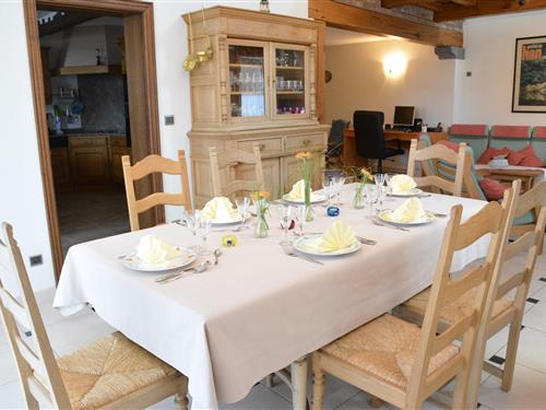 Holiday Home/Apartment - 6 persons -  - 5580 - Han-Sur-Lesse