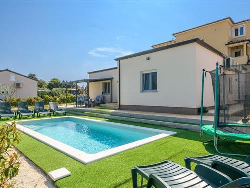 Holiday home - 6 persons -  - Kamik - 52203 - Banjole