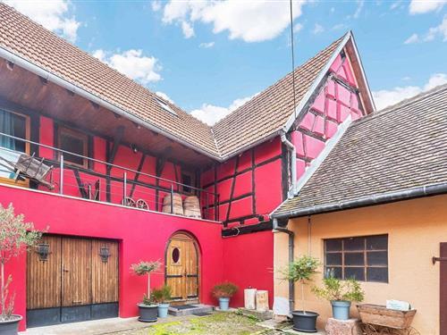 Holiday home - 6 persons -  - /23 Rue Du Maréchal Foch - 68040 - Ingersheim