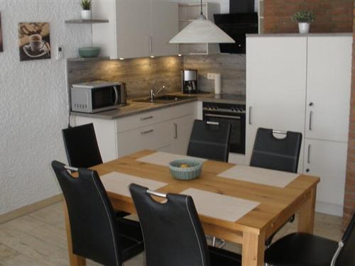 Holiday Home/Apartment - 4 persons -  - Helgolandstr. - 26969 - Tossens