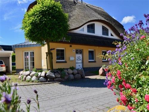 Holiday Home/Apartment - 6 persons -  - Mine Heimatweg - 18374 - Zingst