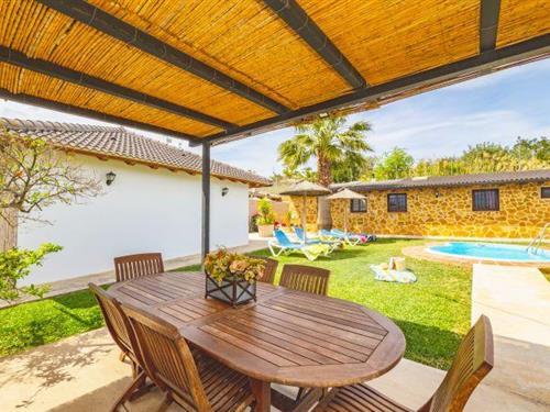 Holiday home - 8 persons -  - 29570 - Cártama