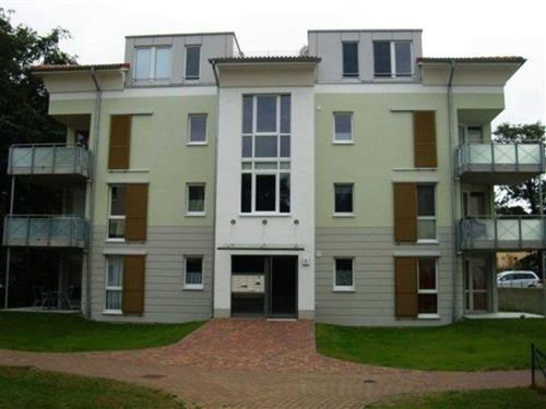Ferielejlighed - 2 personer -  - Badeweg 8 Haus 1 .- Whg 4  /   PKW-Stellplatz Nr. - 18181 - Seeheilbad Graal-Müritz