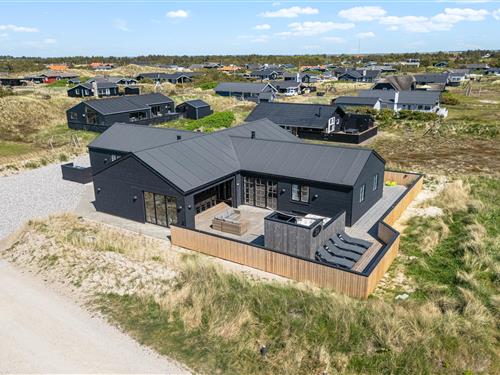 Sommerhus - 12 personer -  - Dortheasvej - Bjerregård - 6960 - Hvide Sande