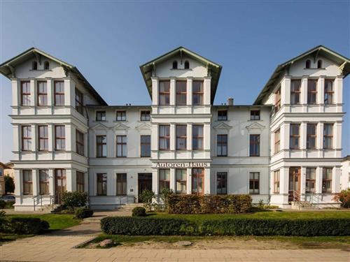 Ferienhaus - 3 Personen -  - Neue Dünenstraße - 17419 - Ahlbeck (Seebad)