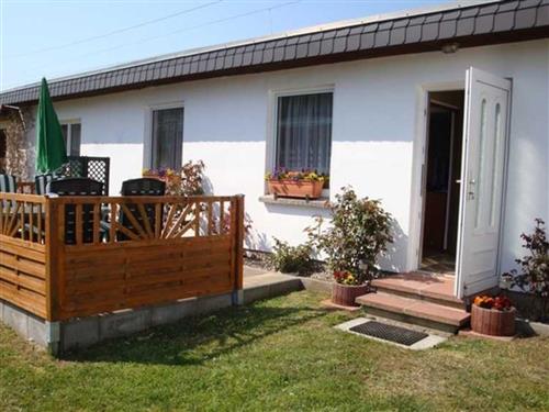 Ferienhaus - 5 Personen -  - Am Bahndamm - 18546 - Sassnitz