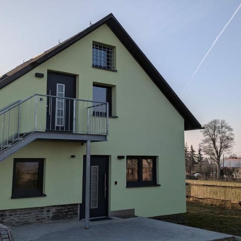 Sommerhus - 6 personer -  - 08606 - Oelsnitz