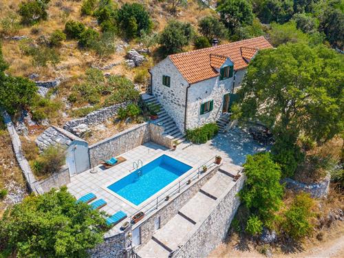 Holiday home - 6 persons -  - Dol - Brac-Postira - 21420 - Brac