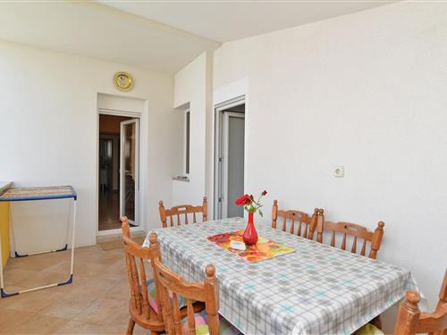 Holiday Home/Apartment - 7 persons -  - Valbandon - 52212 - Valbandon