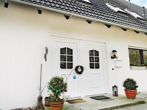 Ferienhaus - 3 Personen -  - Dorfring - Stein/Ostsee - 24235 - Stein