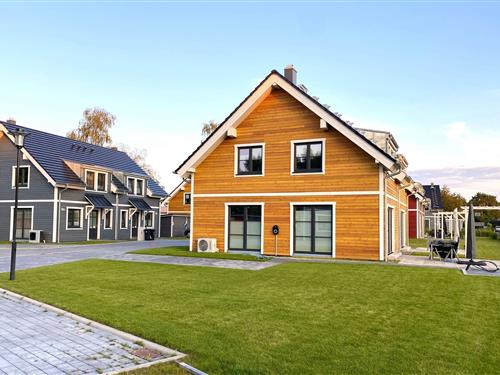 Feriehus - 5 personer -  - Dorfstr. 16 e - 18356 - Fuhlendorf