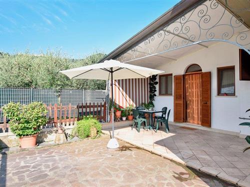 Ferielejlighed - 4 personer -  - Via Sarzanese Nord - 55054 - Piano Di Mommio