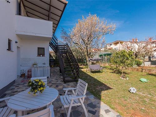 Holiday Home/Apartment - 2 persons -  - Novigrad - 52466 - Novigrad